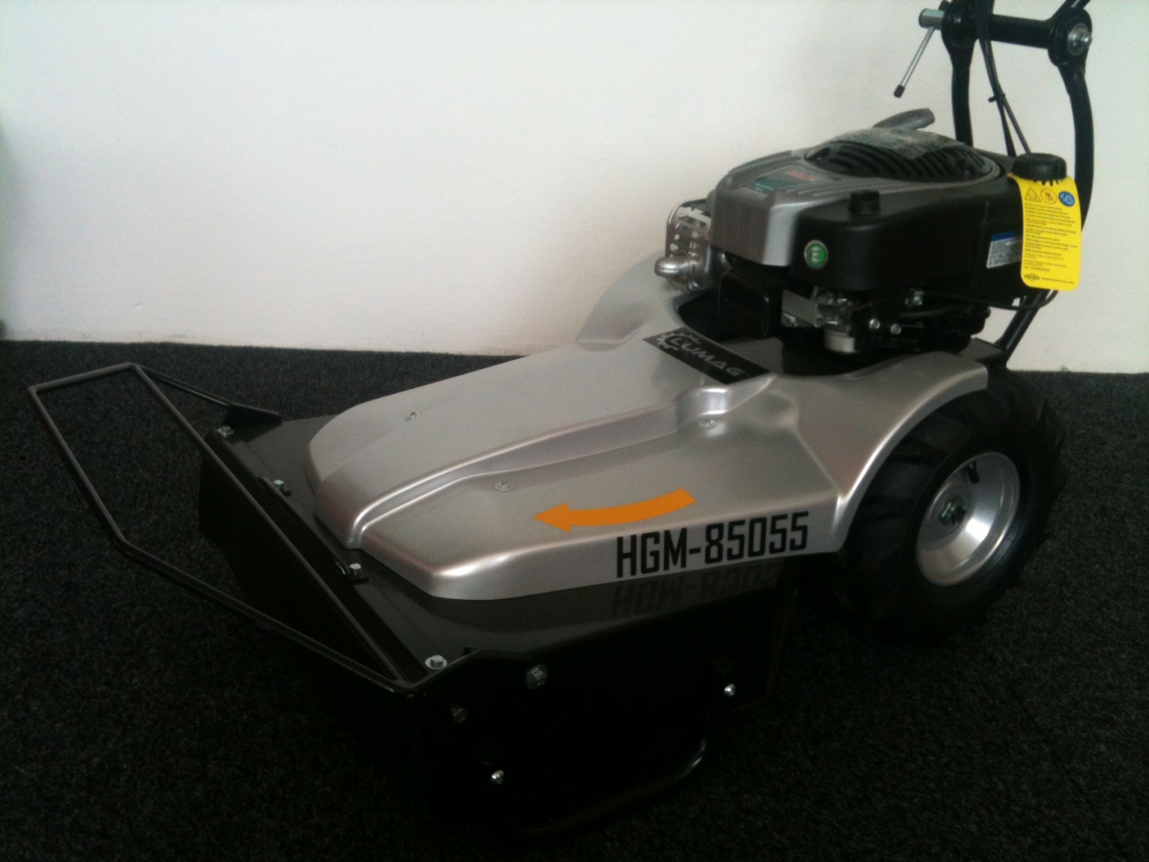 Mulčovač 4,4 kW, 196 cm3, záběr 55 cm, motor Briggs & Stratton 875 Serie, HGM-85555 Lumag