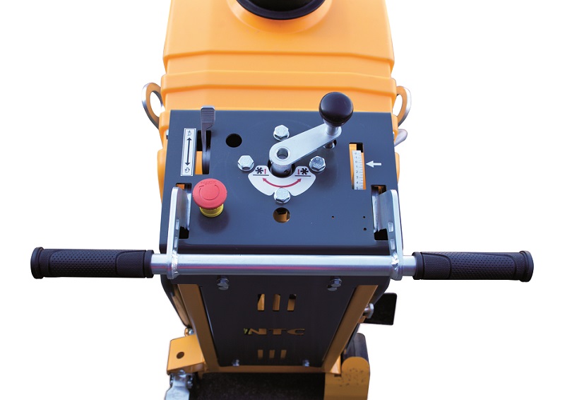 Řezač spár, benzínový motor HONDA, hloubka řezu 200 mm, 116 kg RZ 202 NTC