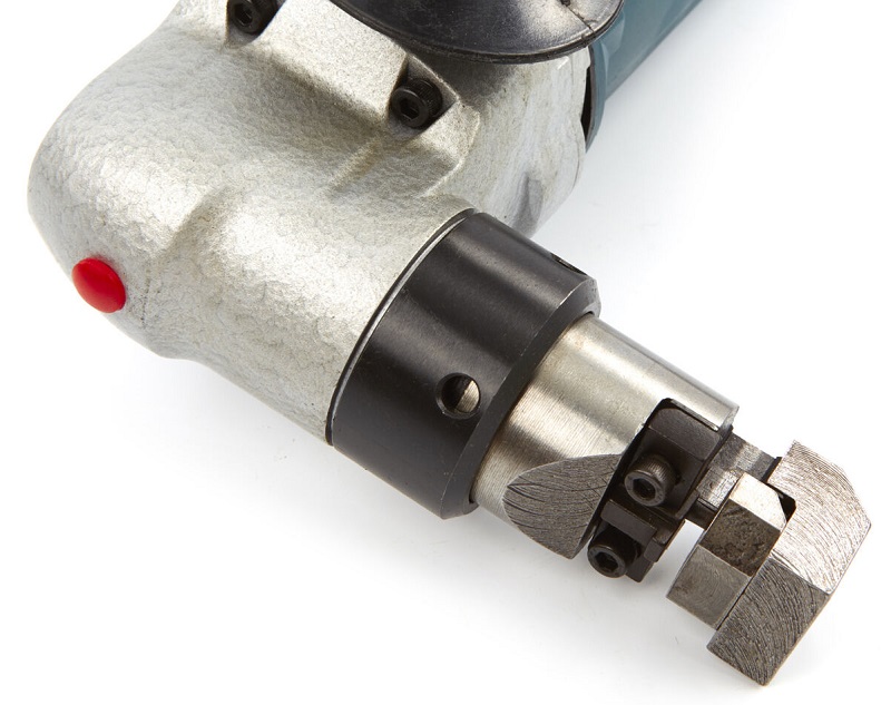 Prostřihovač plechu 625 W, 4 mm, dvě střihací hlavy, model 1-A