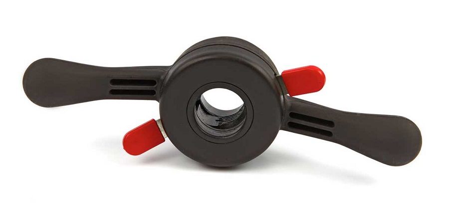 Upevňovací křídlová svorka pro vyvažovací stroje s osou 36 mm