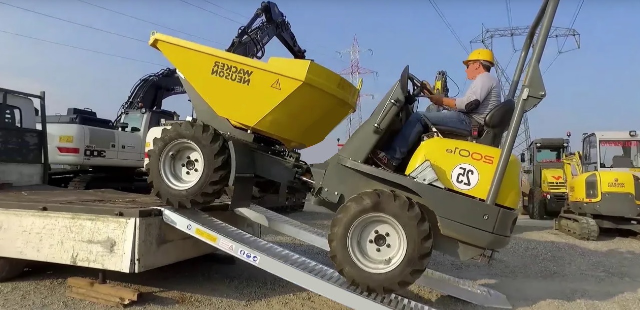 Hliníkové nájezdy, 1 pár, délka 3,5 m, výška profilu 220 mm, nosnost 15.000 kg