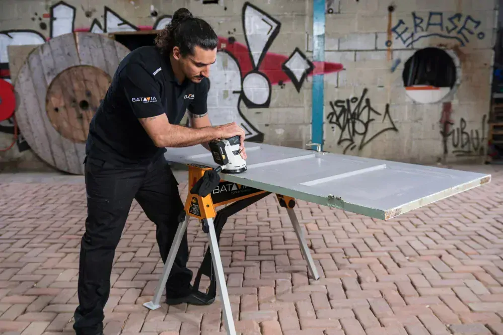 Profesionální pracovní stůl, stavební koza, upínací systém CROC LOCK COMPACT Batavia, upínací síla 1.000 kg, nosnost 250 kg BATAVIA