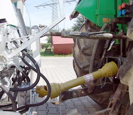 Štípací poloautomat SSA-400Z PTO hřídel Lumag