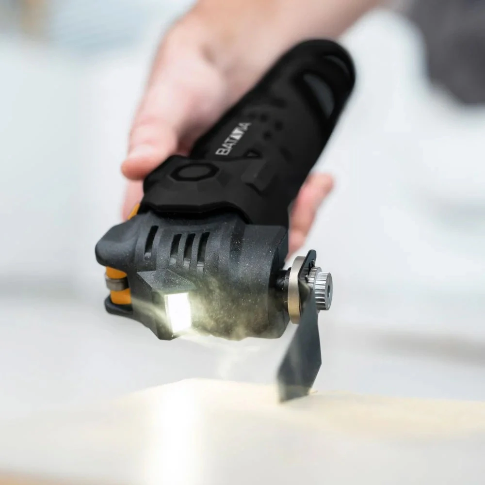Aku antivibrační multifunkční nástroj Multitool, 12V Li-Ion, 5.000 - 20.000 ot./min, včetně 2,0Ah baterie a nabíjecího kabelu USB-C, sada Fixxpack 2.0 BATAVIA