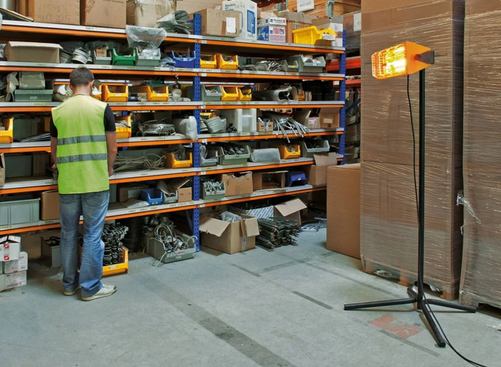 Elektrické infračervené topidlo s max. výkonem 1,5 kW, napětí 230V, HALL 1500 MASTER