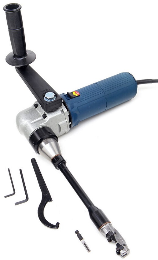 Prostřihovač plechu 625 W , 2,3 mm , model 3-C