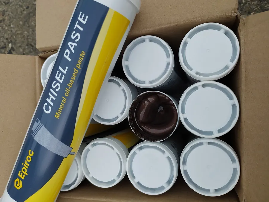 Mazivo, vazelína pro hydraulická demoliční kladiva 400 g, Chisel Paste, Epiroc / Atlas Copco