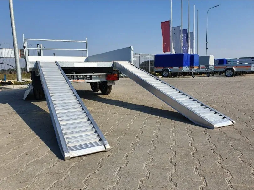 Hliníkové nájezdy, 1 pár, délka 5 m, výška profilu 190 mm, nosnost 7.100 kg