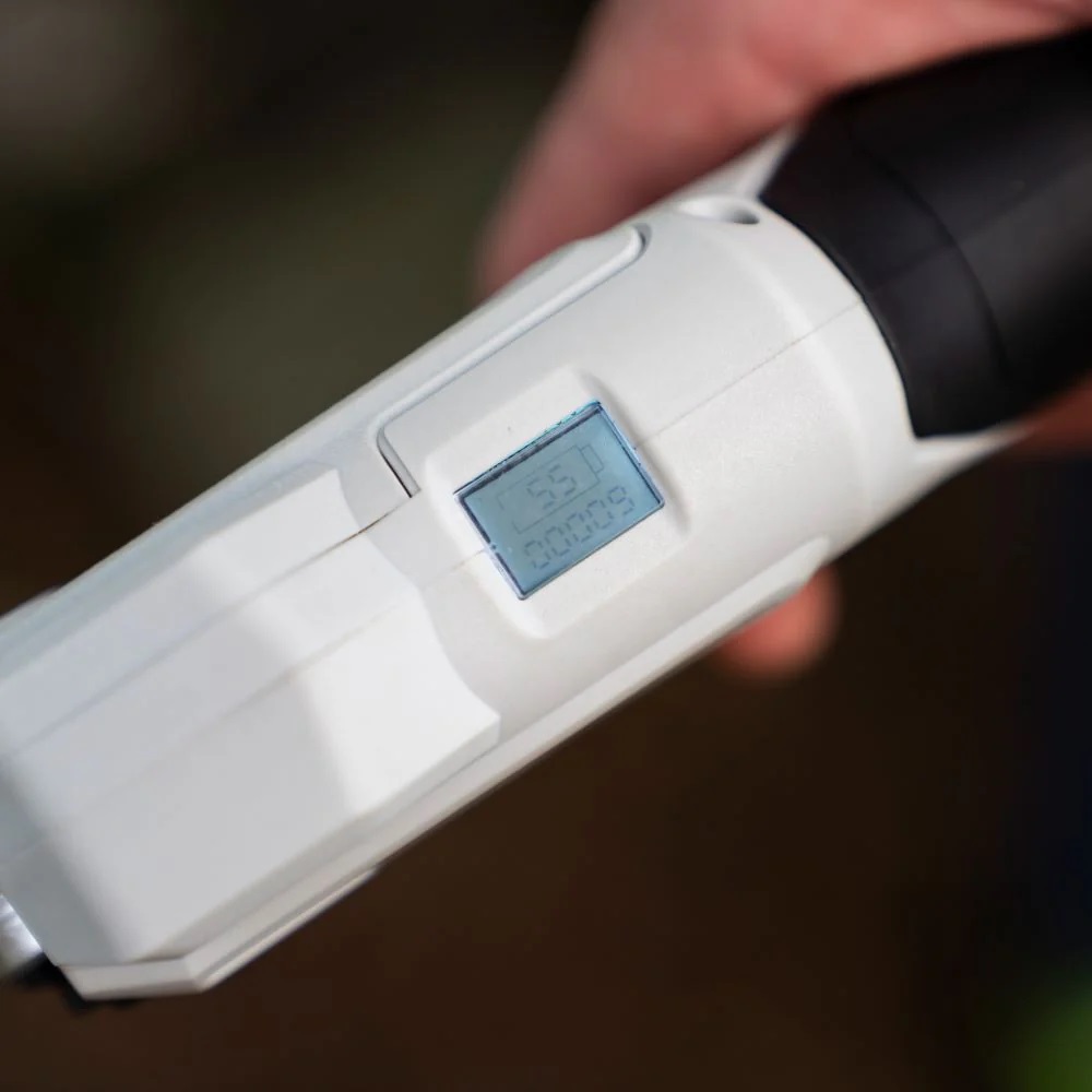 Aku bezdrátové nůžky na větve, prořezávač na keře i stromky, 18V Li-Ion, bezuhlíkový motor, na větve do průměru 30 mm, bez baterie a nabíječky MAXXPACK BATAVIA