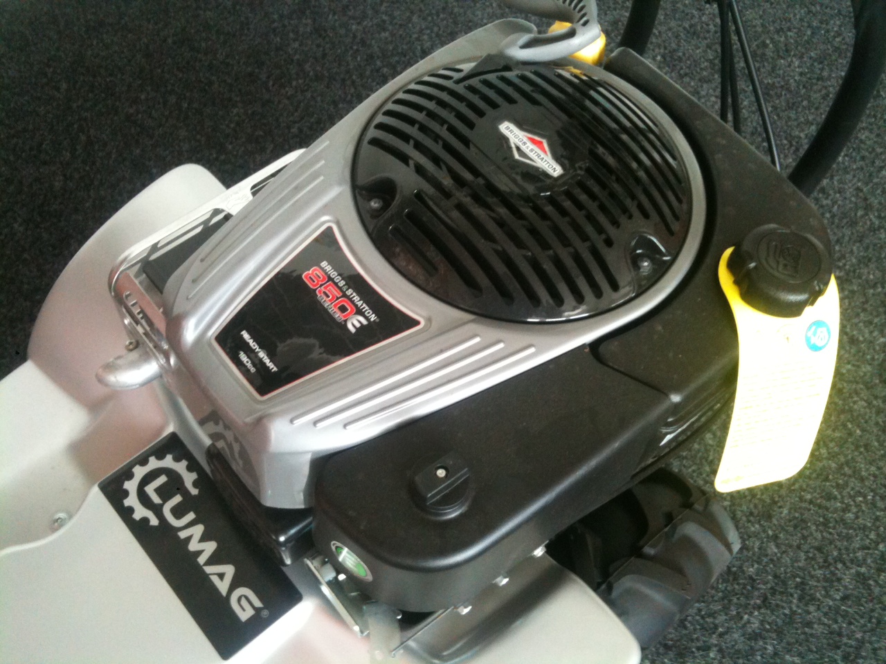 Mulčovač 4,4 kW, 196 cm3, záběr 55 cm, motor Briggs & Stratton 875 Serie, HGM-85555 Lumag