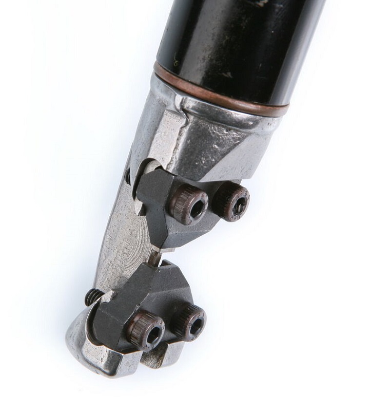 Prostřihovač plechu 625 W , 2,3 mm , model 3-C