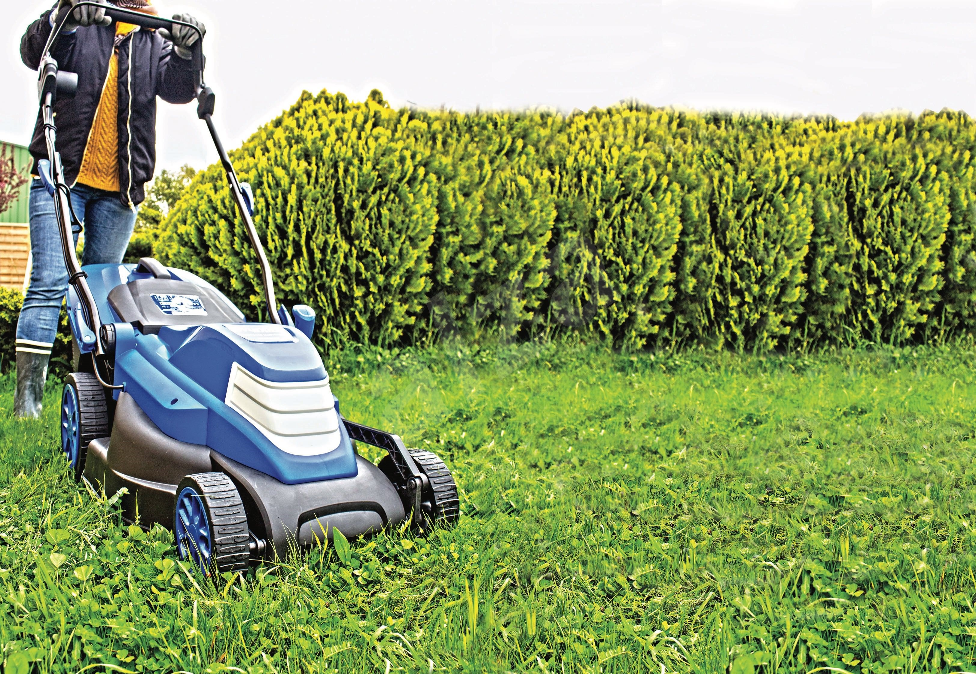 Elektrická sekačka na trávu 1800 W, záběr 42 cm, výška sečení 25 - 80 mm, 40 l sběrný koš HTDE1800 HYUNDAI