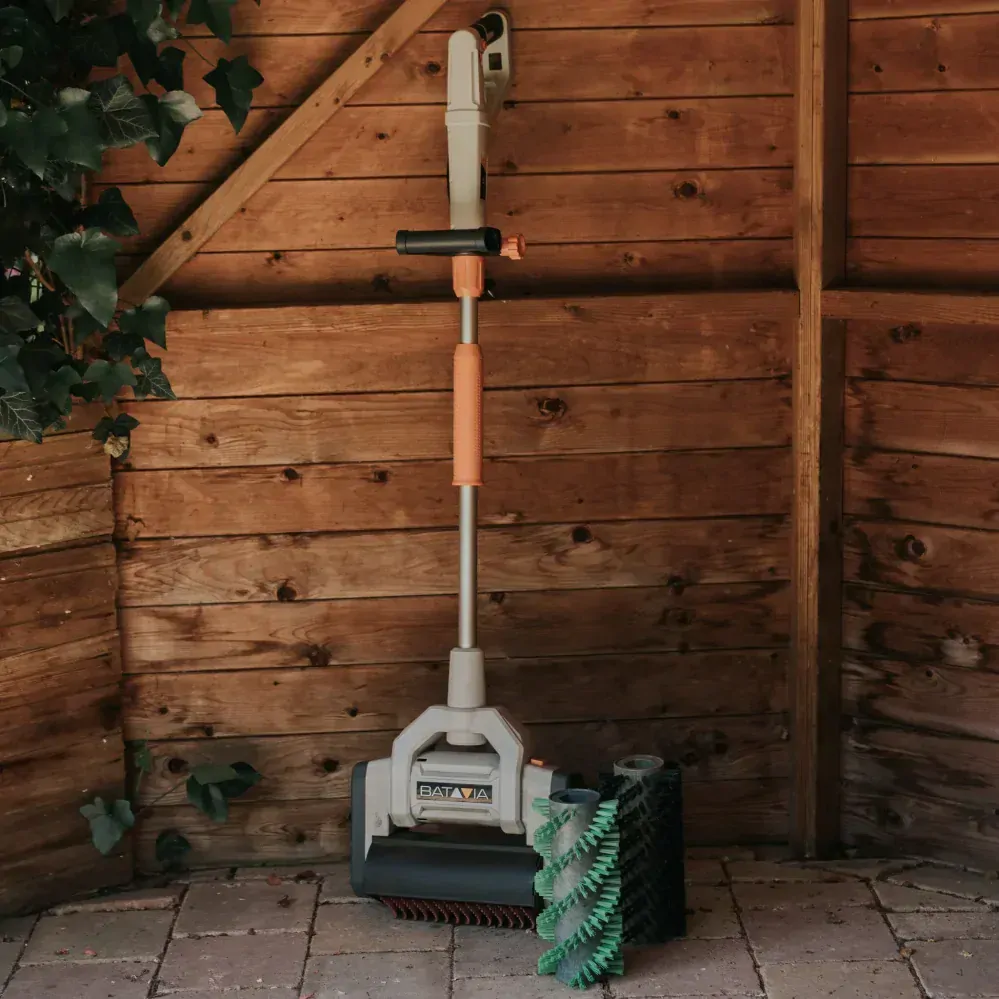 Univerzální elektrický kartáčový čistič povrchů, rotační kartáč, 230 V, výkon 1.020 W, multikartáč MAXXBRUSH BATAVIA