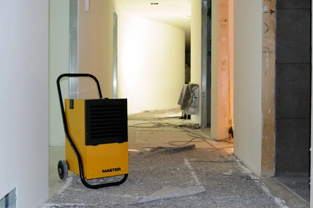 Profesionální odvlhčovač, vysoušeč vzduchu, sběrač vlhkosti 47,2 l za 24 hodin, 900 W, DH 752 P MASTER