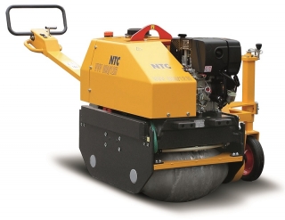 Vedený vibrační válec, naftový motor HATZ, 12 kN, 650 kg VVV 600/12 HE - eliptické běhouny, NTC - elektrický start