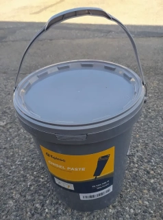 Mazivo, vazelína pro hydraulická demoliční kladiva 18 kg, Chisel Paste, Epiroc / Atlas Copco