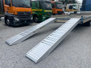 Hliníkové nájezdy, 1 pár, délka 3,5 m, výška profilu 190 mm, nosnost 12.300 kg